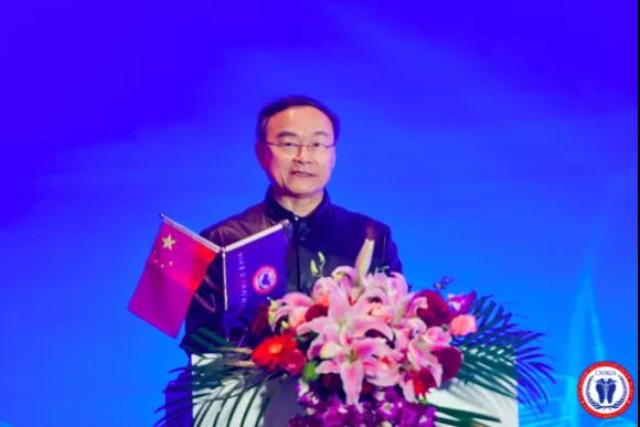副主席何丕潔 副主席何丕潔