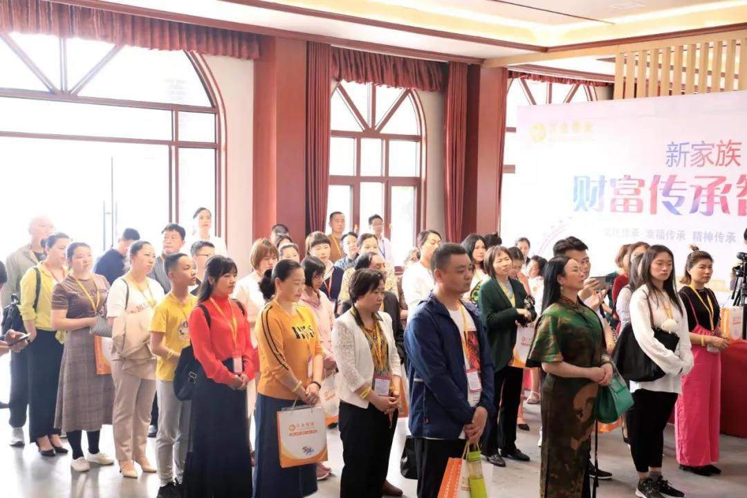 喜訊丨萬合恒業(yè)創(chuàng)研實訓基地在湘都生態(tài)園正式揭牌落成！